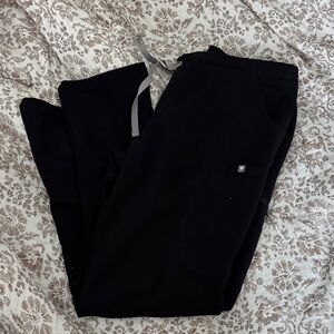 Figs Women's Straight Leg Scrub Pants in Black with Gray Drawstring